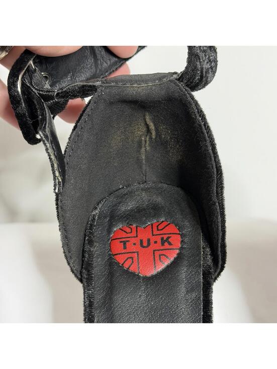 T.U.K. Black Crushed Velvet Cherry Blossom Whimsigoth Platform Heel Size 6 - Picture 6 of 9